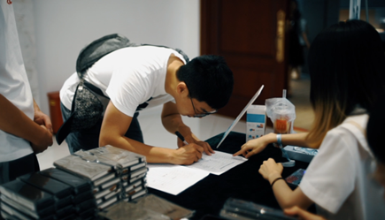 “倾听、交流、分享”2018威尼斯wns9778学院夏季校友会(图3)
